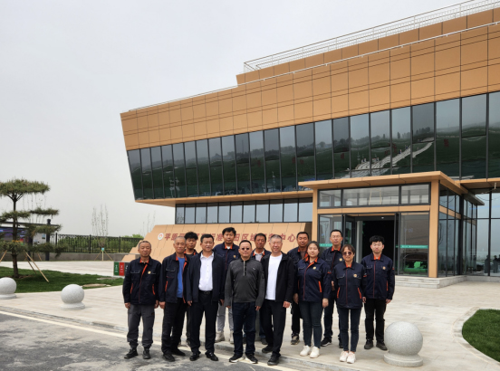 ���F(tu��n)��˾�I(l��ng)��(d��o)����ʩ��һ���z�鹤��������ƽԭʾ���^(q��)�M�����_�Ĺ����(xi��ng)Ŀ��Մ��