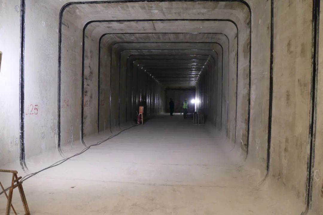 ��ί��ӛ��־܊�{(di��o)��ҕ�칫˾�н����c(di��n)�(xi��ng)Ŀ