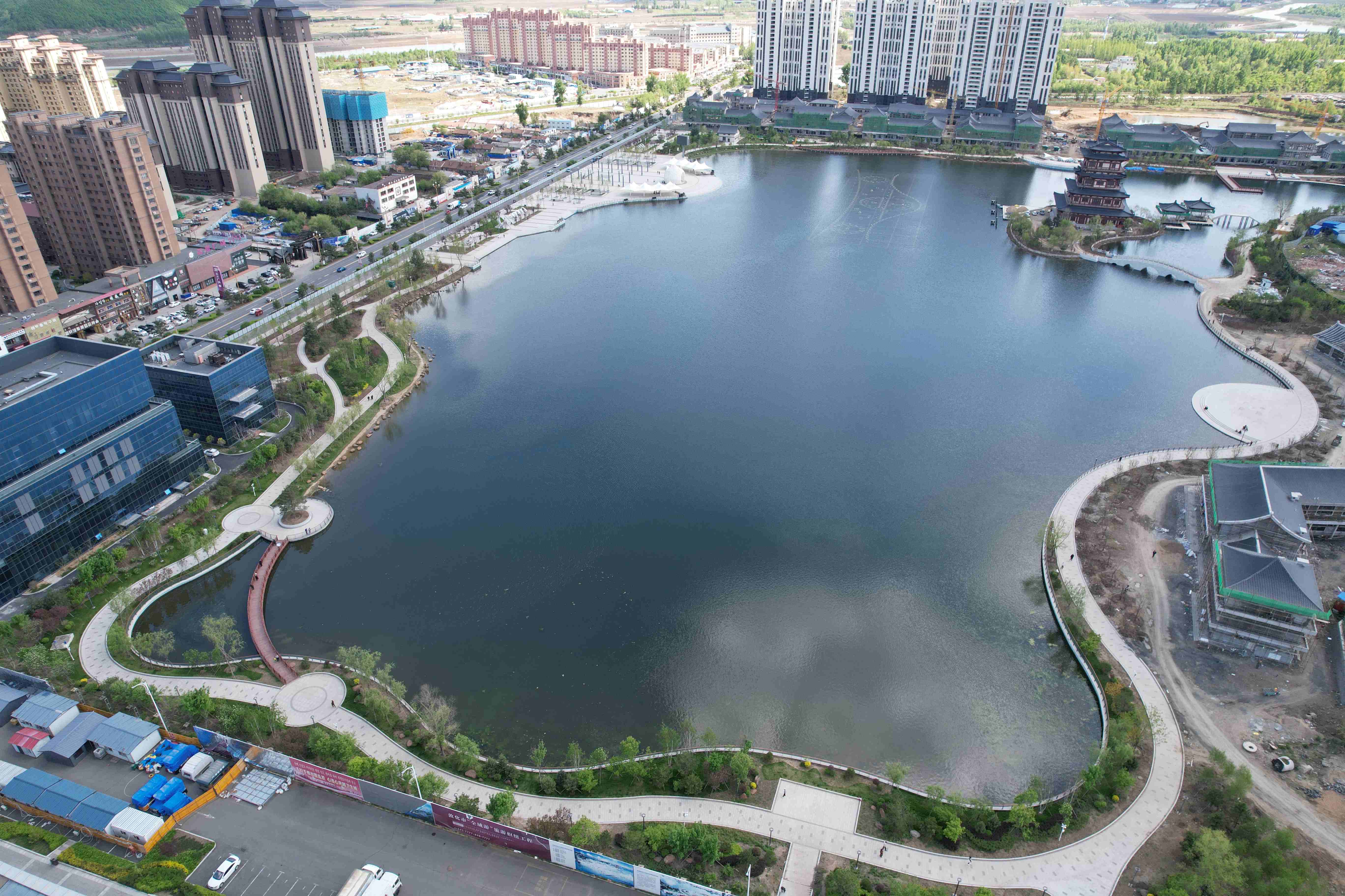 �ػ����Ϻ����B(t��i)�h(hu��n)���C�������(xi��ng)Ŀ